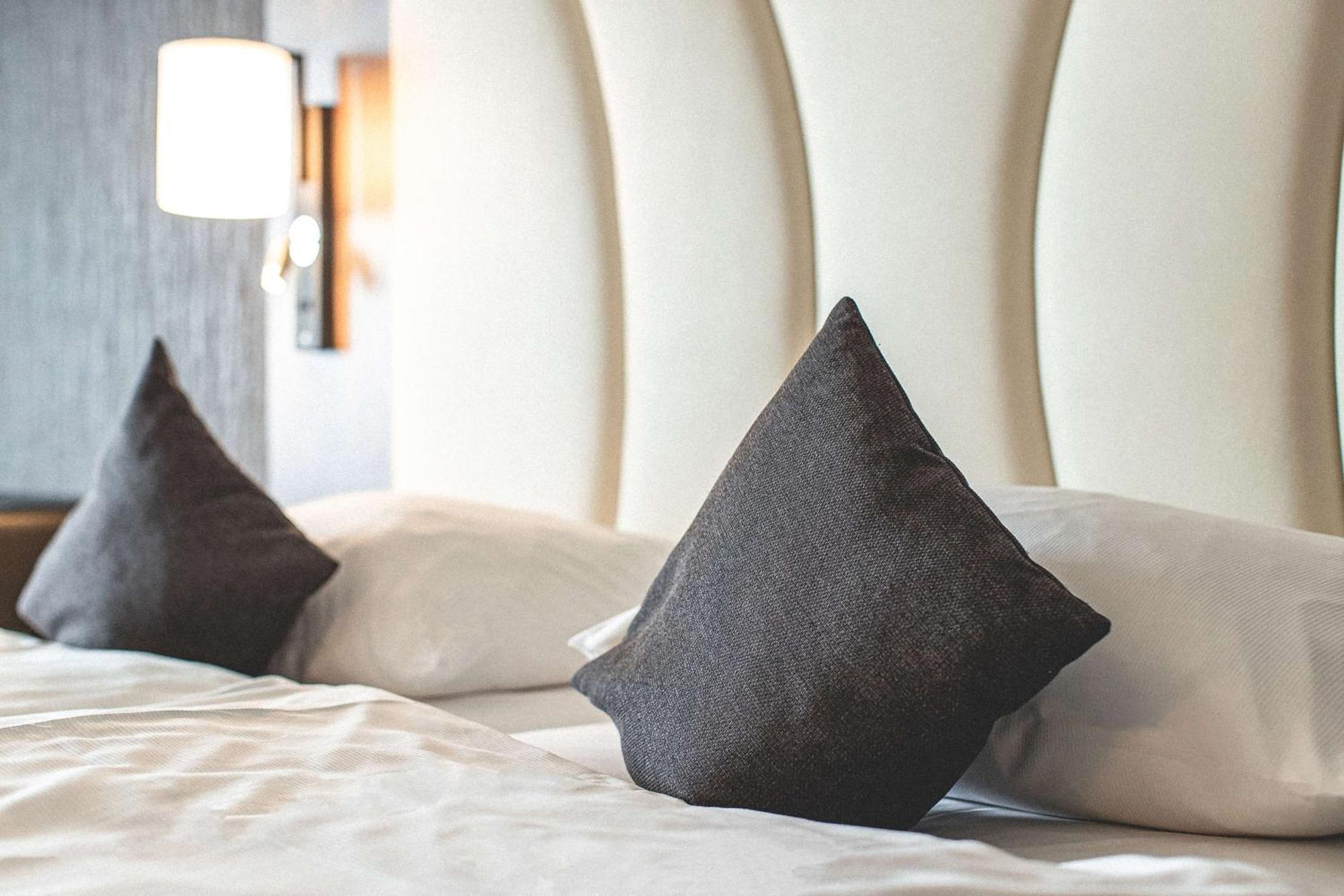 Best Western Plaza Hotel Гревенброх Экстерьер фото
