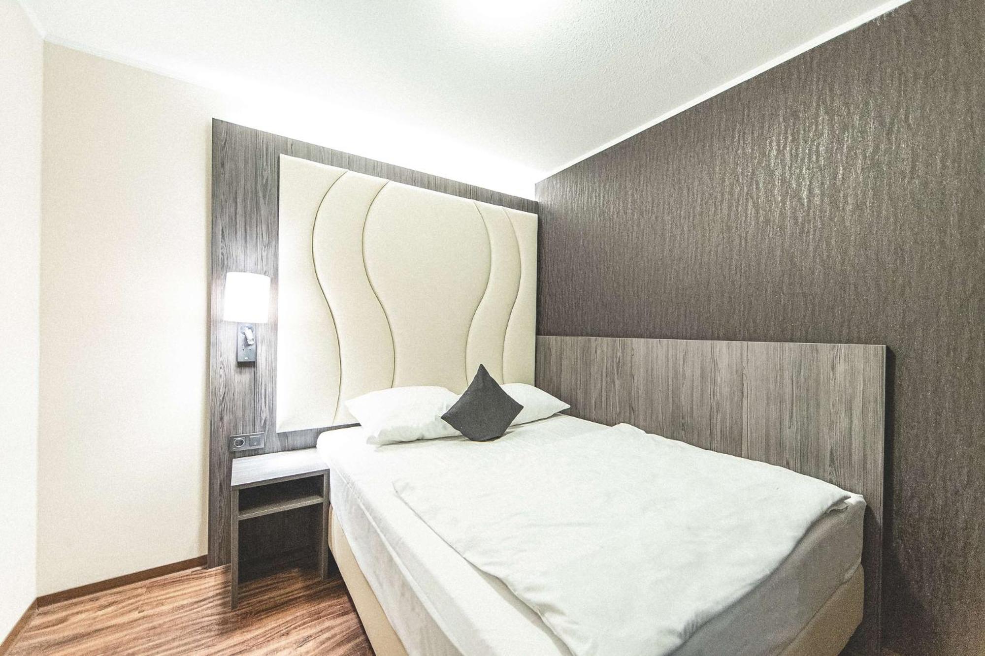 Best Western Plaza Hotel Гревенброх Экстерьер фото
